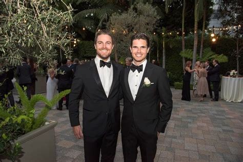 See Robbie Amell And Italia Riccis Breathtaking Wedding Album Robbie Amell Robbie Wedding