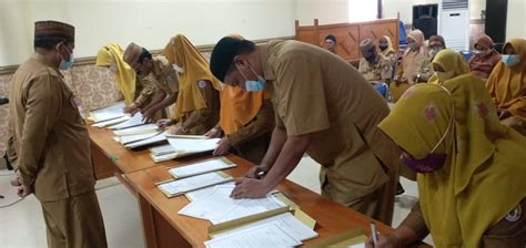 Untuk kunjungan ke depot tahanan imigresen haruslah mendapat kelulusan dari pemerintah malaysia dalam hal ini ibu pejabat imigresen malaysia di putrajaya. InfoPublik - Perjanjian Kinerja dan Pakta Integritas ...