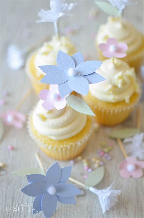 paper flower cupcake topper