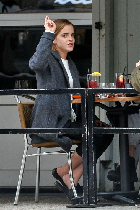 Emma Watson Out In New York 02 Gotceleb