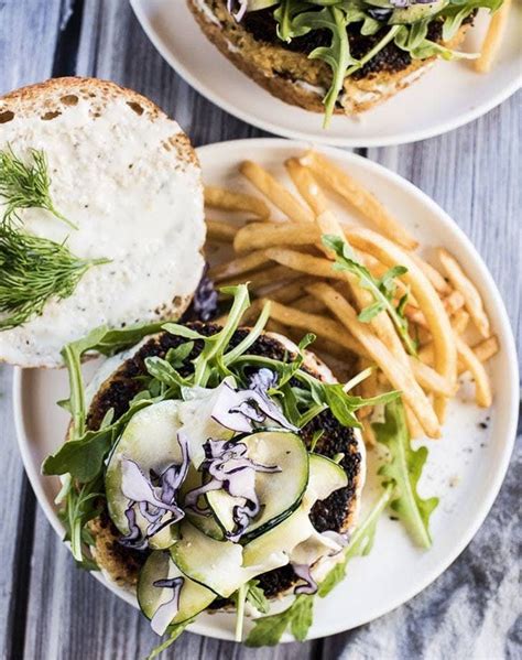 35 Veggie Burger Recipes Even Meat Eaters Will Love Veggie Burgers