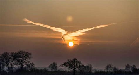 Angel Wings In The Sunset Sunset Sky Art Angel Clouds
