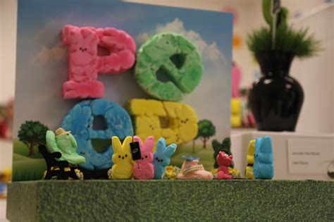 138 Pieces Of Art Made Out Of Peeps In Museum In Wisconsin
