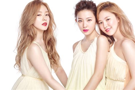 irene and seulgi and wendy red velvet instyle korean photoshoots