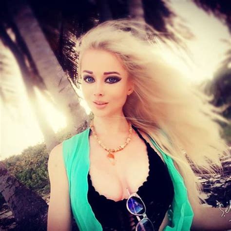 Valeria Lukyanova La Barbie Humaine Dorigine Ukrainienne Breakforbuzz