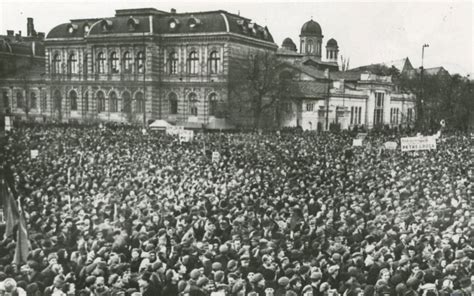 6 Martie 1945 Marea Demonstrație Din Piata Națiunii Cu Prilejul