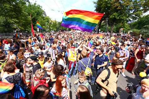 Pride Budapest Budapest Pride Goes Ahead In Solidarity Against