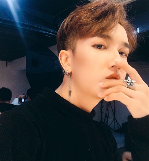 Последние твиты от hot tik tok (@hottiktokers). Top 30 Tik Tok Influencers tại Việt Nam năm 2019 - StarNgage
