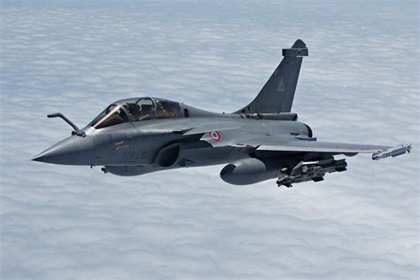 The Rafale, the latest Dassault Aviation combat aircraft: introduction