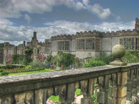 Haddon Hall Haddon Hall Is A Fortified Medieval Manor Hous Flickr