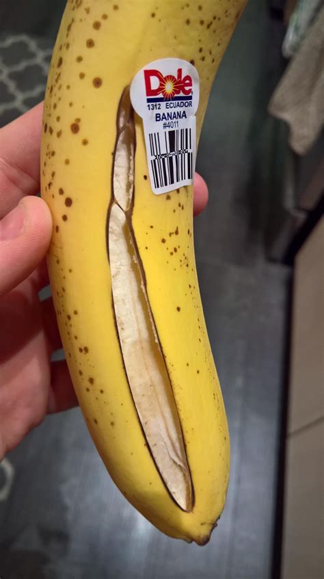 This banana split open on its own : mildlyinteresting