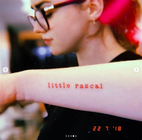 Heres The Meaning Behind Each Of Maisie Williams 7 Tattoos