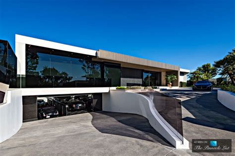 Mio Dollar Villa Mit Praller Luxus Garage In Beverly Hills Speed