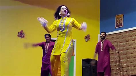 Hot Mujra Queen Nargis Best New Stage Dance In Gujranwala Unseen