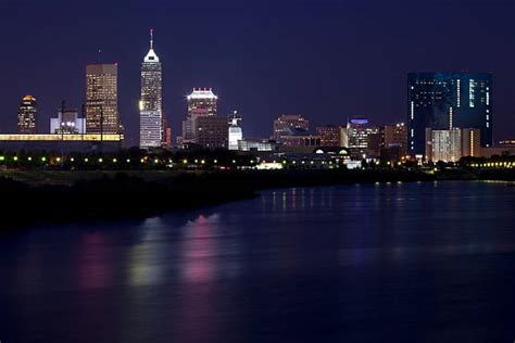 130 Indianapolis Skyline Night Stock Photos Pictures And Royalty Free