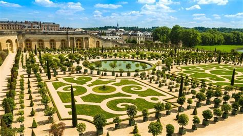 Palace Of Versailles Gardens Facts Beautiful Flower Arrangements And Flower Gardens