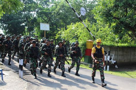 Arti 4646 dikalangan warganet jaman now sikalem : Prajurit Yonif Para Raider 501 Kostrad Tingkatkan ...