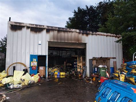 Firefighters Battle Factory Blaze In Brierley Hill With Pictures And