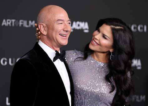 Jeff Bezos Warns Leonardo Dicaprio After Viral Video With Girlfriend