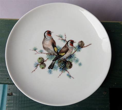 Kaiser W Germany Bird Plate Fine German Porcelain European Gold Finch