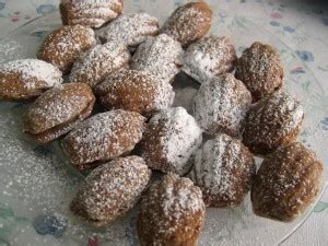 Just the smell of shortbread baking in. Christmas Cookies Part 4: Walnuts (Oriešky) recipe - Slovak Cooking