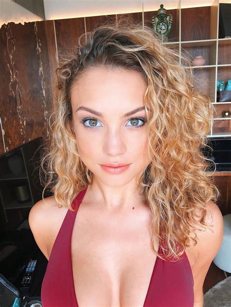 Opening in california this summer could be the first of many for taco bell and could compete with chipotle and qdoba chains. Pin on Sweet & Beautiful Young Ladies