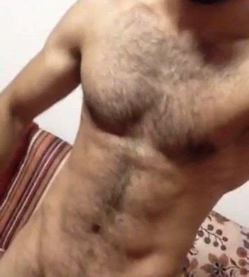Arabe Tunisien musclé et poilu à poil Video Porno Beur Gay