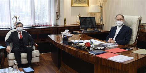 Ali erbaş'ın 6 kitabını 1000kitap okurlarının okuma tercihlerine göre filtreleyerek inceleyebilirsiniz. TİHEK Başkanı Süleyman Arslan, Diyanet İşleri Başkanı Prof ...