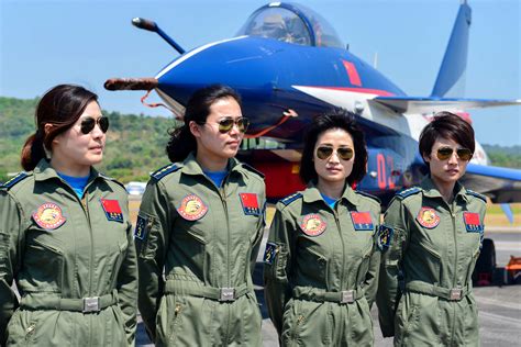 Chinas First Female Fighter Pilots Claim Their Half Of Sky