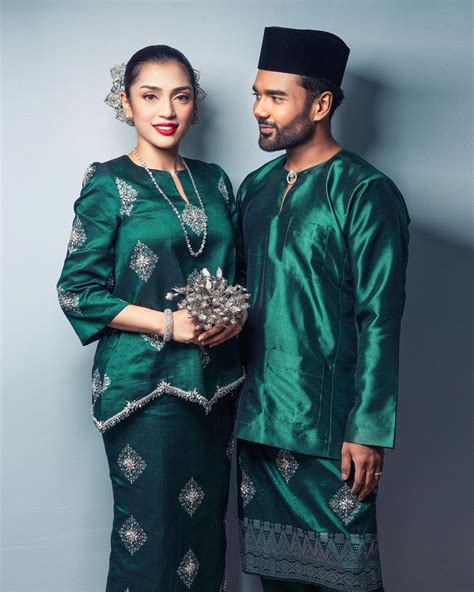 Pakaian Pengantin Tradisional Melayu Nicola Coleman