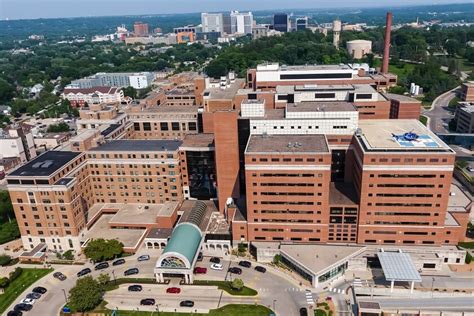 Mayo Clinic Again Named Top Hospital By Us News And World Report