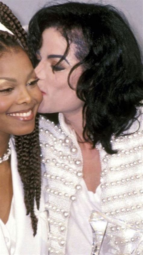 Michael Jackson And Janet Jackson 1993 Grammys Michael Jackson Awards