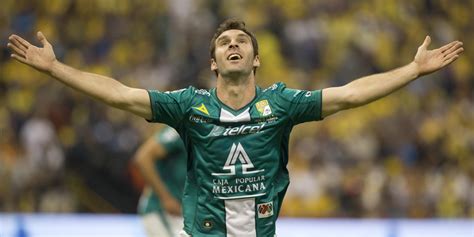 Mauro boselli ретвитнул(а) neo química arena. Lo acreditan como mexicano a Mauro Boselli | | Territorio Informativo