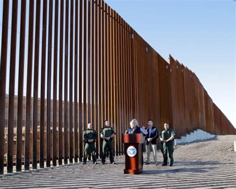 Donald Trumps Border Wall Looks Suspiciously Like A Fence Metro News