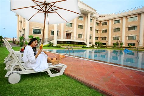 Hotel Holiday Regency Moradabad Five Star Hotel In Moradabad