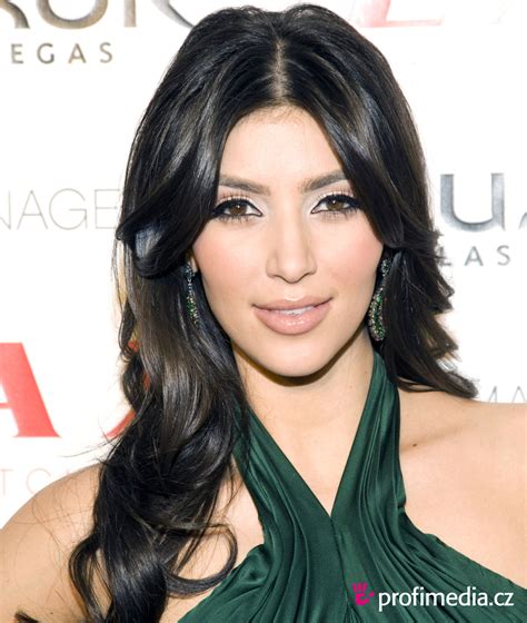 Kim Kardashian Hairstyles Guys Fashion Trends 2013