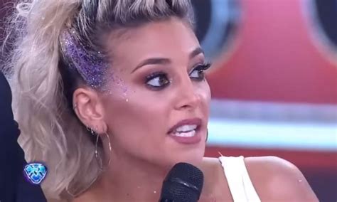 Sol pérez junto a bertona y brian sarmiento la rompieron en la salsa. Sol Pérez enfureció y abandonó el estudio de Showmatch ...