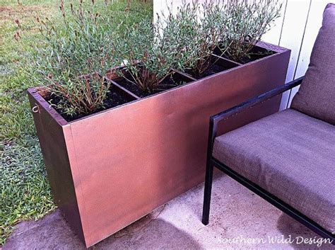 See more ideas about filing cabinet, file cabinet planter, garden planters. How to Make a Filing Cabinet to Garden Planter DIY ...