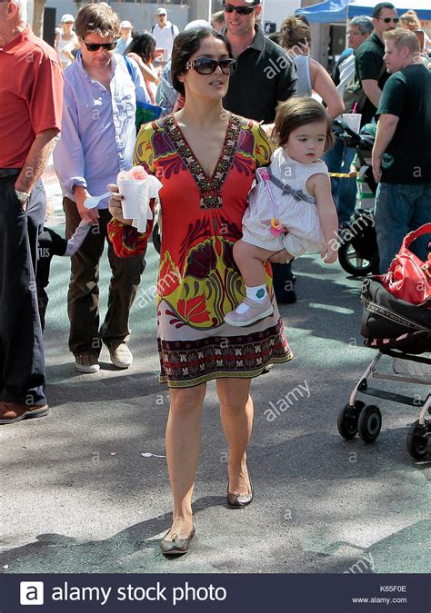 So schnell wird salma hayek ihre tochter valentina paloma pinault, 7, höchstwahrscheinlich nicht mehr unbeaufsichtigt lassen. Salma Hayek mit ihrer Tochter Valentina Paloma Pinault ...