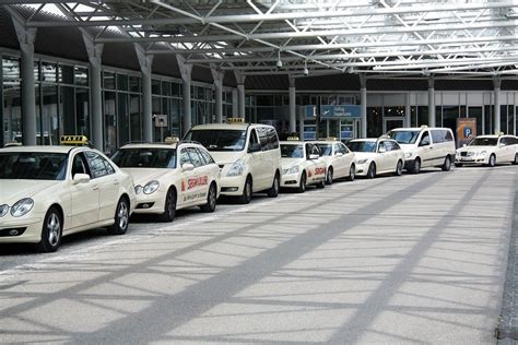 Taxi vom Kuala Lumpur Airport  HorizontRocker