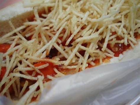 testando: Cachorro-Quente Especial: se sobrar do recheio, ele ainda