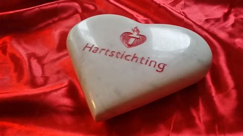Hartstichting Bianco Carrara Heart Rock Natuursteen