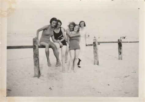 Vintage Foto H Bsche Bdm M Dchen Im Badedress German Girl Nude Eur
