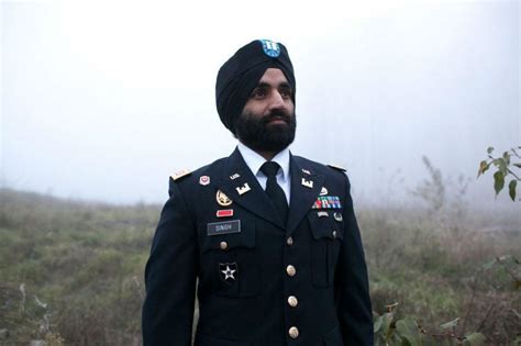 Sikh Soldier Wins Right To Wear Turban In Us Army While On Active Duty The Independent