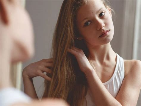 12 powerful ways to help your daughter love her body and stop being so critical of herself