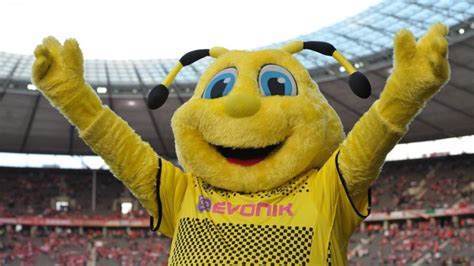 Get the latest fc augsburg news, scores, stats, standings, rumors, and more from espn. Berni, Hennes und Co.: Die Maskottchen der Bundesliga ...