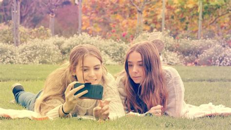 Ein hoher datenverbrauch und aktionen ohne euer zutun sind anzeichen für eine handy. Mobile Tracker Free | Überwachungs-App für Android-Handys