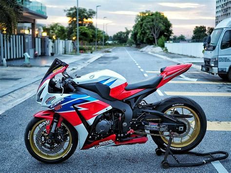 Cycling bikes is the easiest and convenient mode of transportation from one point to another. #Sarawak #Sabah Honda Motor Company, #SuperbikeRacing # ...