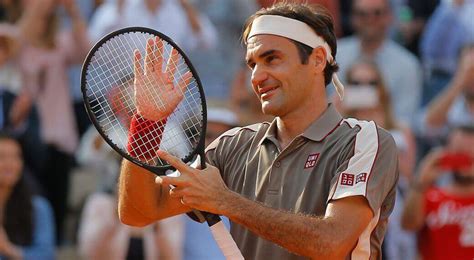 He is currently in his 35th year of age in 2017. Roger Federer Wiki, Age, Height, Weight, Tennis Career ...