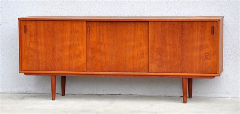 Search for entertainment credenza furniture. SELECT MODERN